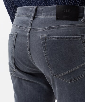 BRAX Slimfit Jeans 'Chuck' in Grau