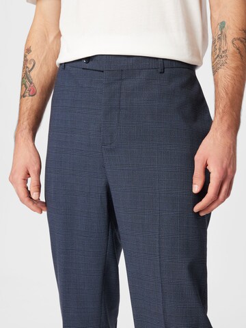BURTON MENSWEAR LONDON Regular Trousers with creases in Blue