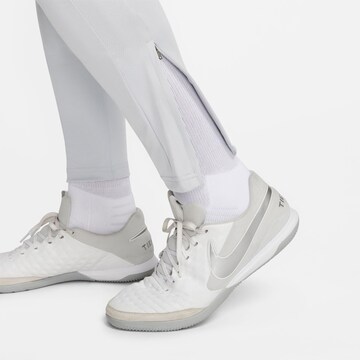 NIKE Slimfit Sporthose 'Academy' in Grau