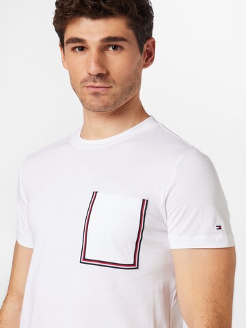 TOMMY HILFIGER T-Shirt in Weiß