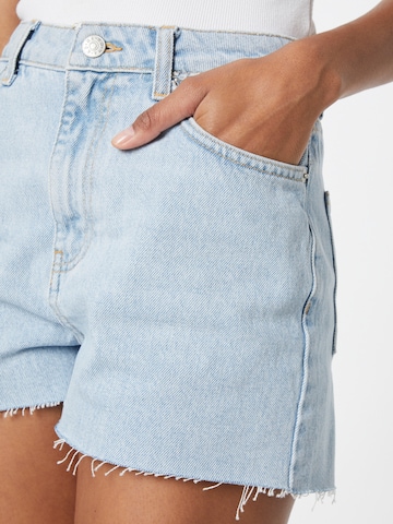 NA-KD Regular Jeans 'Nina Houston' in Blue