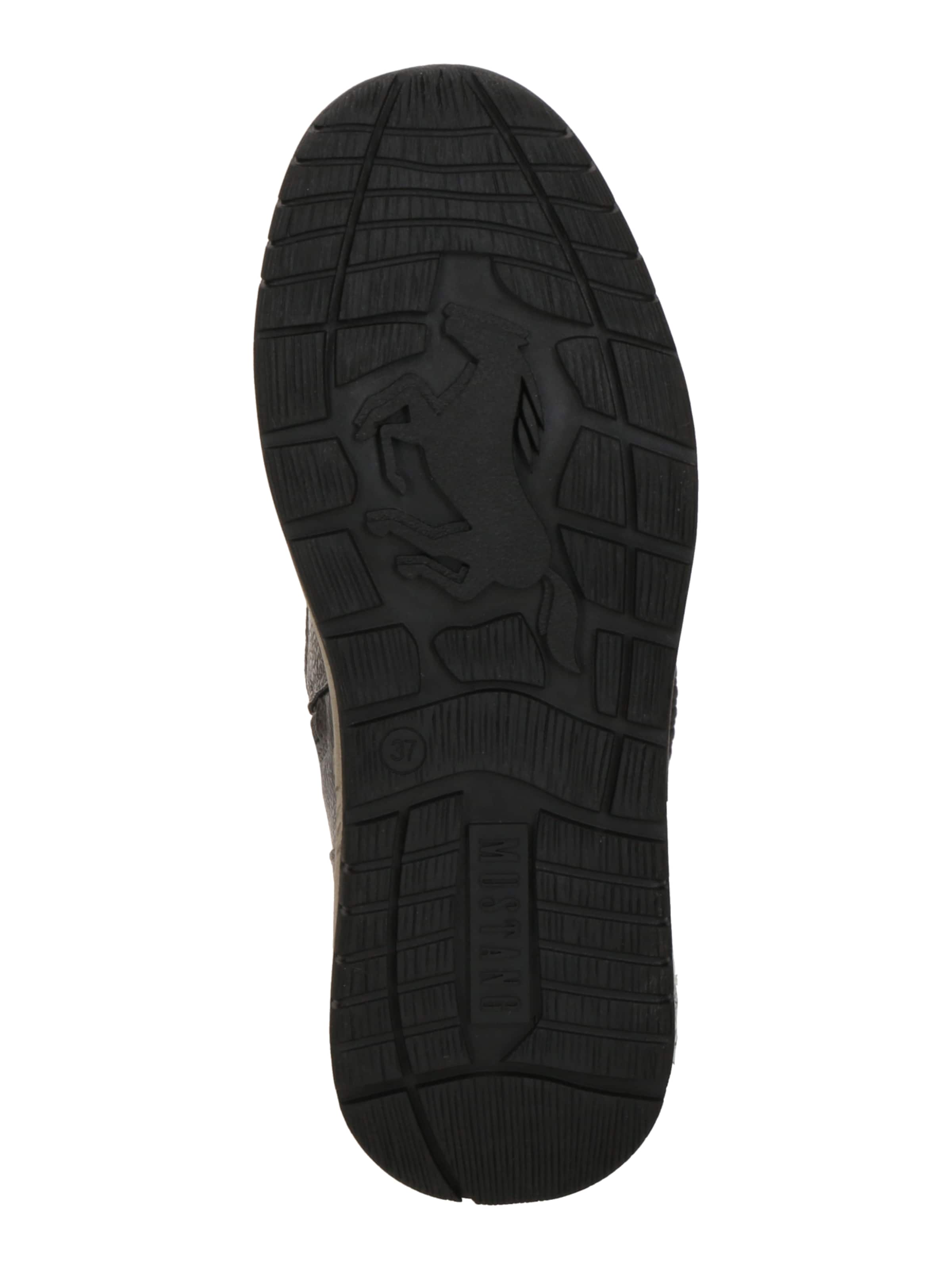 MUSTANG Šněrovací boty – šedá