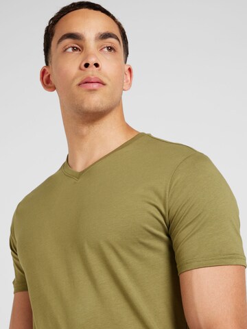UNITED COLORS OF BENETTON Shirt in Green