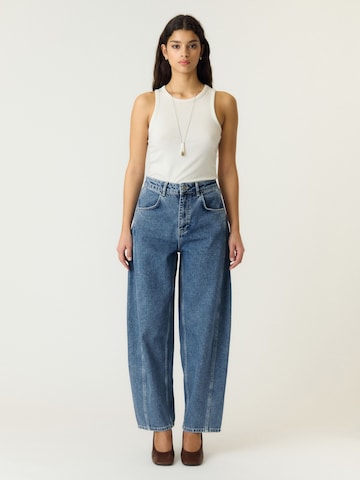 YAS Barrel Jeans 'YASCamea' in Blau