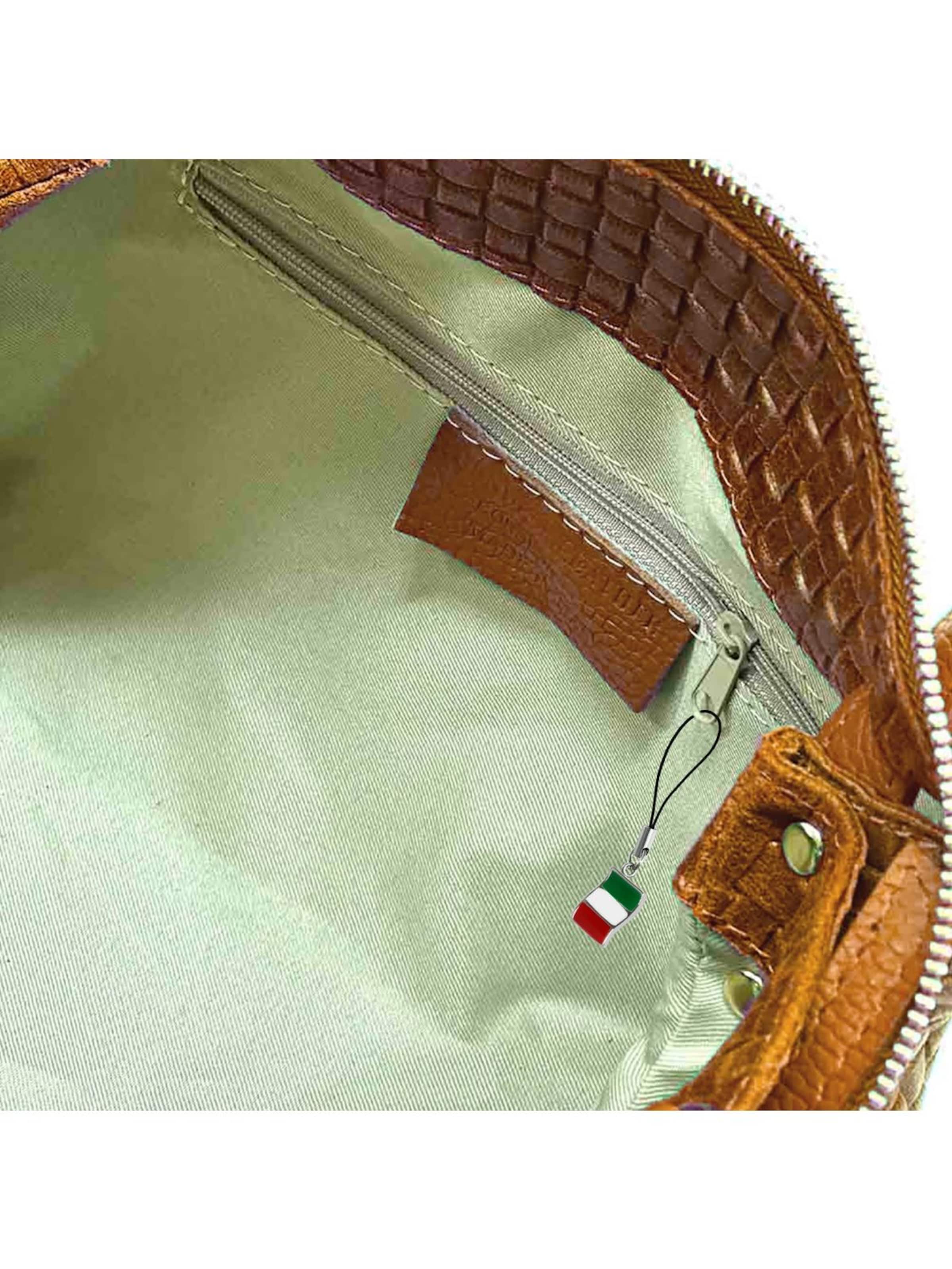 Florence Schoudertas in Bruin