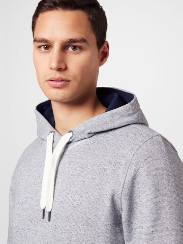 TOM TAILOR Sweatshirt in Grau