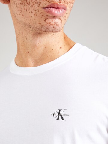 T-Shirt Calvin Klein Jeans en blanc