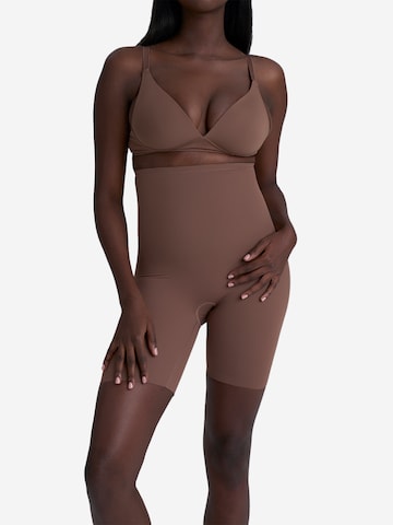 Bye Bra Shapinghose 'Sculpting High Waist Short' in Braun: Vorderseite