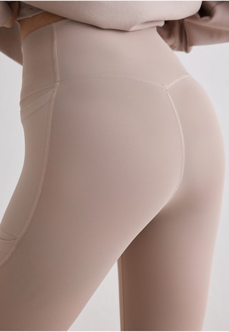 Skinny Pantalon de sport Aim'n en gris