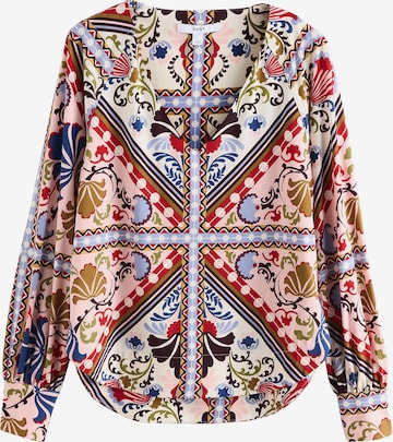 Next Pusero värissä beige: etupuoli