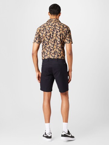 Dockers Slimfit Shorts in Schwarz