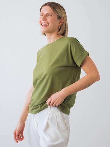 Honest Basics Shirt 'Cap Tee'‌‌‌‌‌‌‌‌‌ in Grün