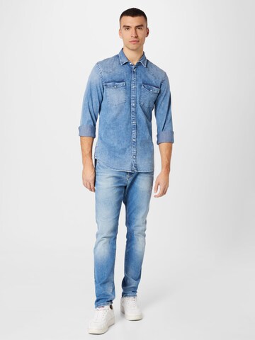 Coupe regular Chemise 'CAMICIA' Dondup en bleu