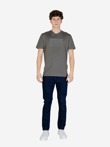 Maglietta 'XM002519 AF10334' di ARMANI EXCHANGE in verde