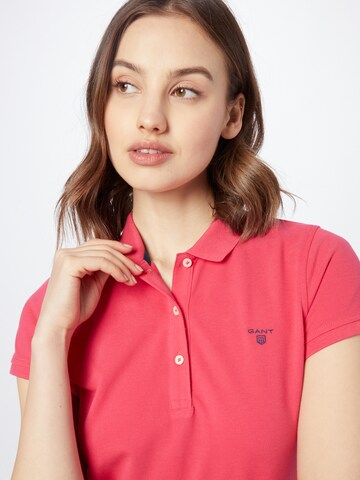 T-shirt GANT en rose