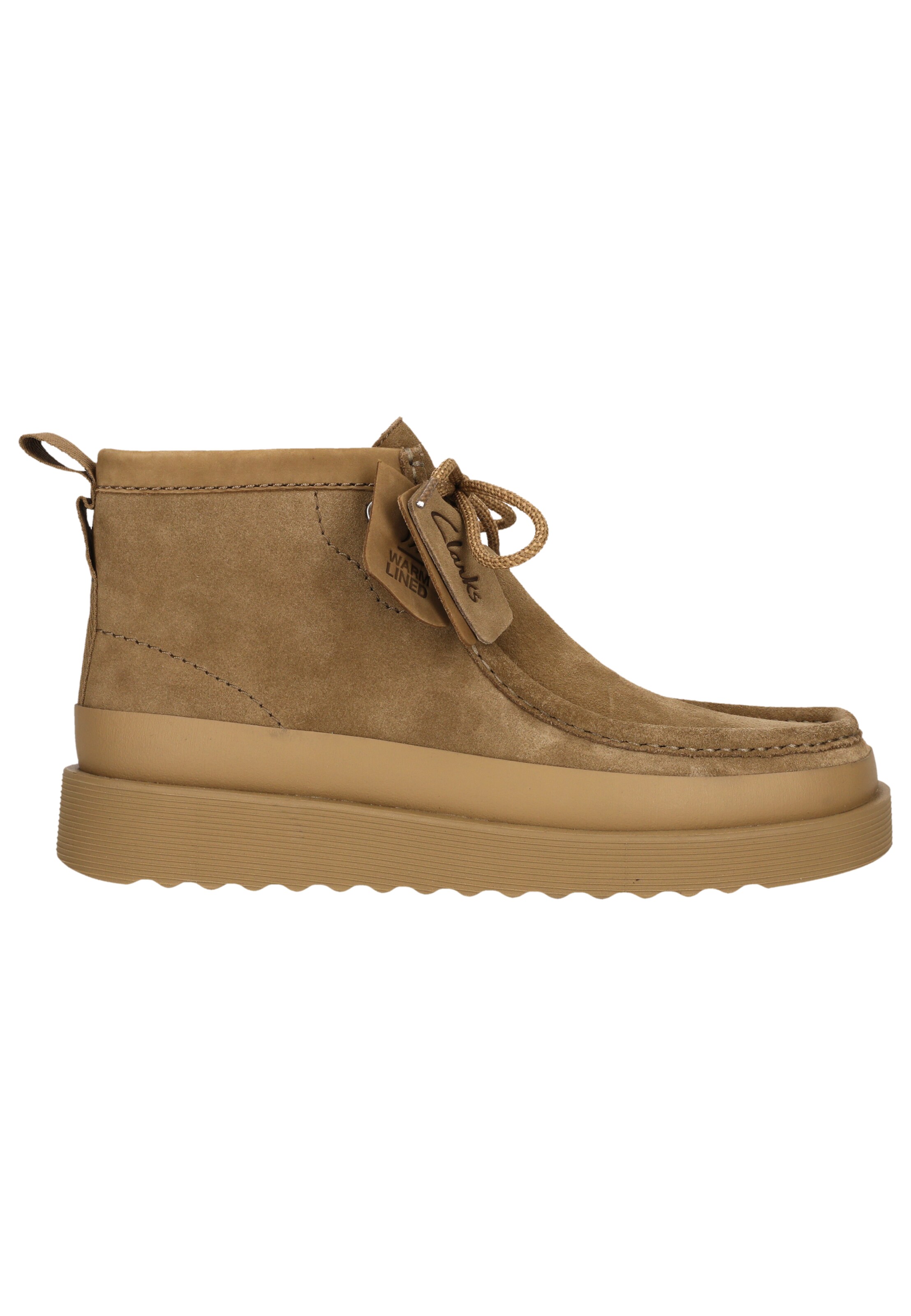 CLARKS Chukka boots 'Wallabee FTR2' in Beige