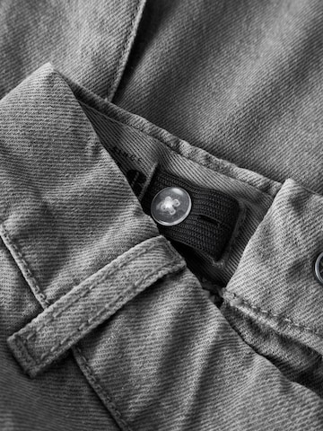 NAME IT - Ropa ancha Pantalón en gris