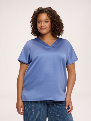 T-shirt Fiorella Rubino en bleu : devant