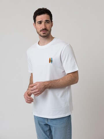 Bavarian Caps Shirt in White: front