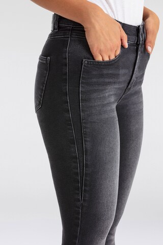 Angels Slim fit Jeans in Black