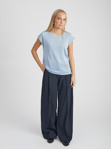 Maglietta 'Carlina' di minus in blu
