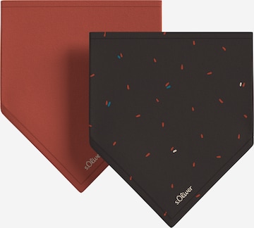 Foulard s.Oliver en rouge : devant