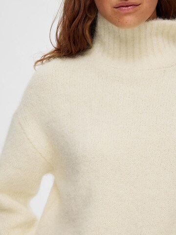 SELECTED FEMME Pullover in Beige