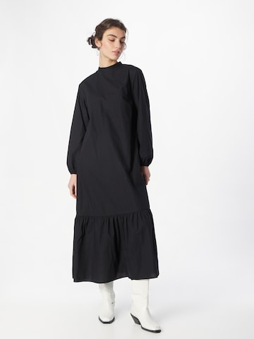 Monki - Vestido em preto: frente