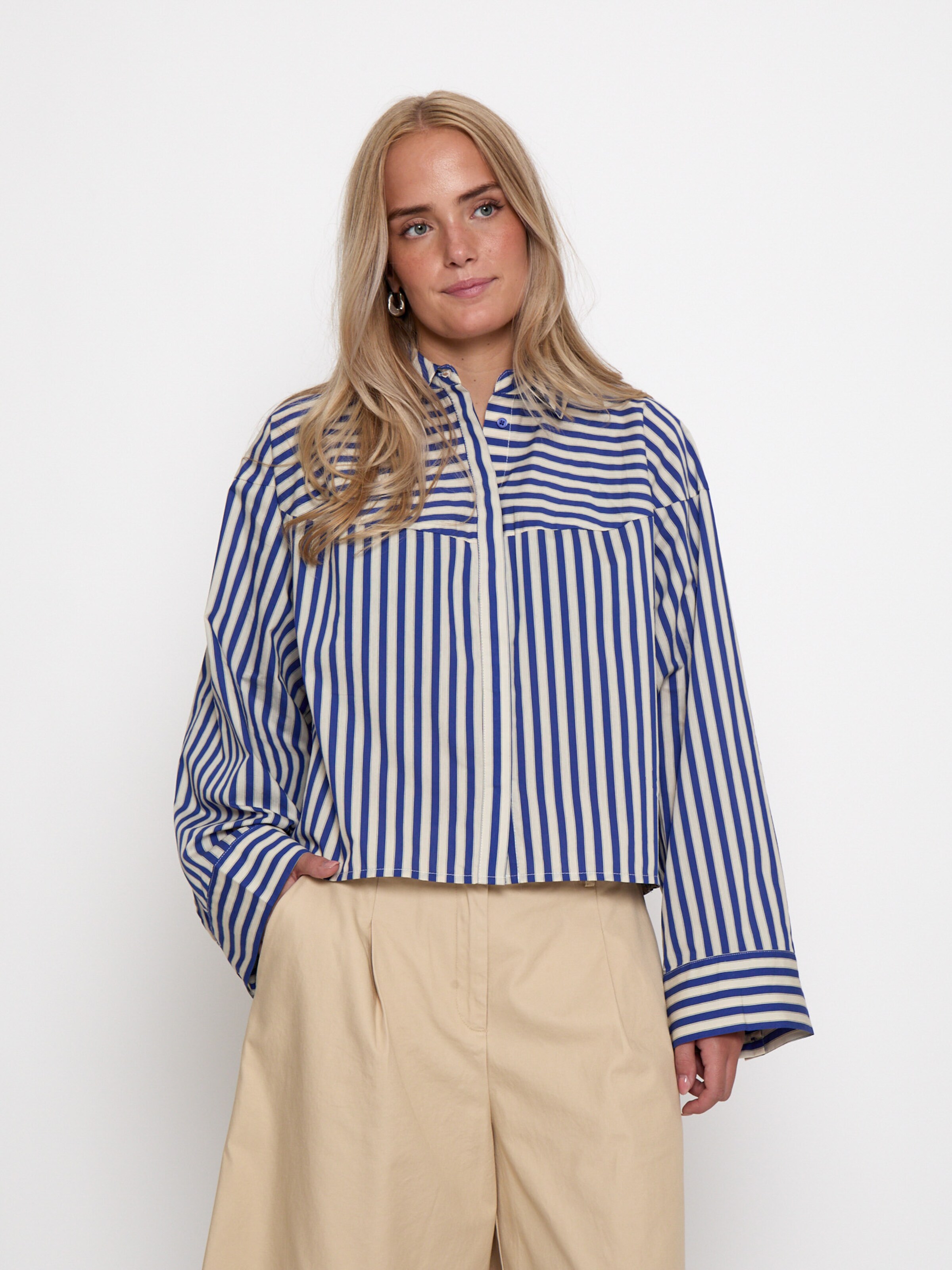 Maglietta 'Sadie' di Peppercorn in blu