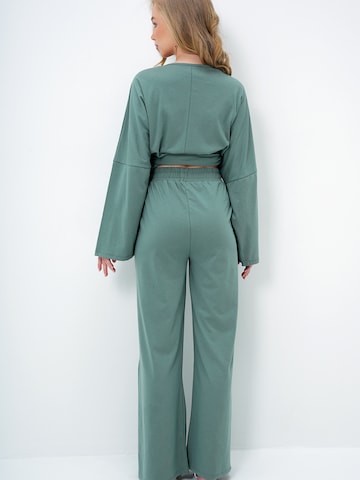 Trend Alaçatı Stili Ταγέρ με παντελόνι σε πράσινο