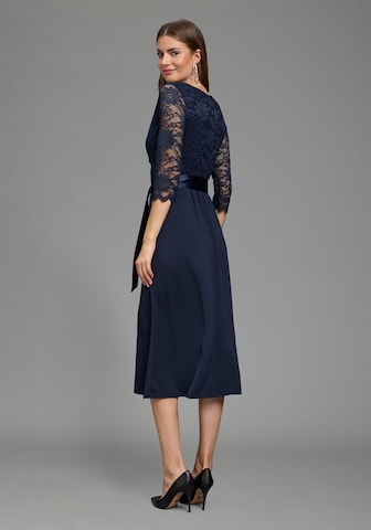 LAURA SCOTT Evening Dress in Blue