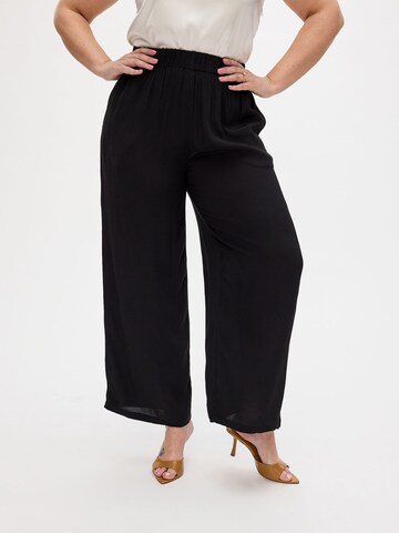 RYC by Angelina Kirsch Regular Trousers in Black: front