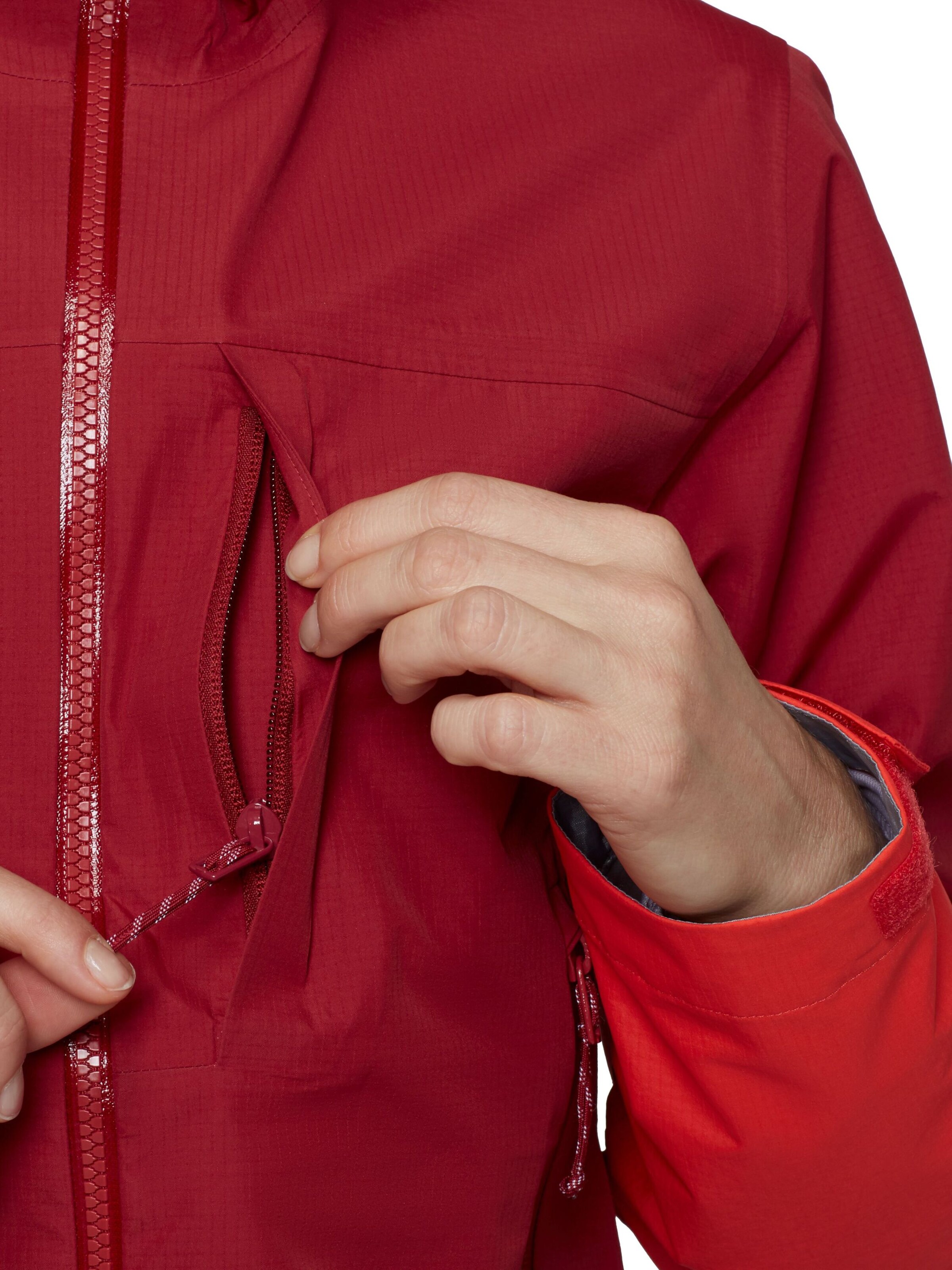 MAMMUT Outdoor Jacket in Red