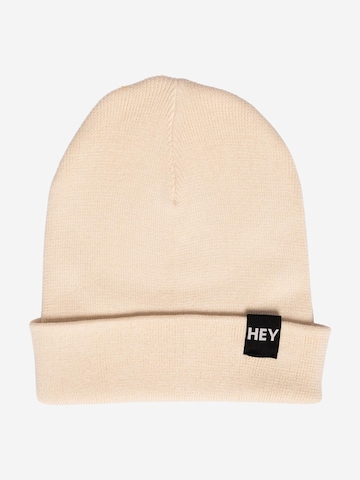 HEY KOLLEGA! Beanie in Beige: front