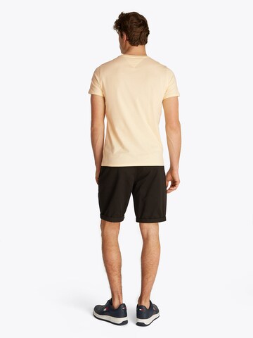 Tommy Jeans Μπλουζάκι σε κίτρινο