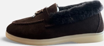 Begoria Slippers 'Suede' in Brown: front