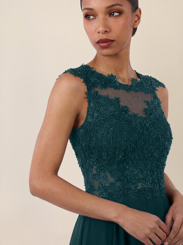 APART Evening Dress in Green