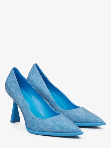 Estro Pumps met hoge voorkant '532-801' in Blauw: voorkant