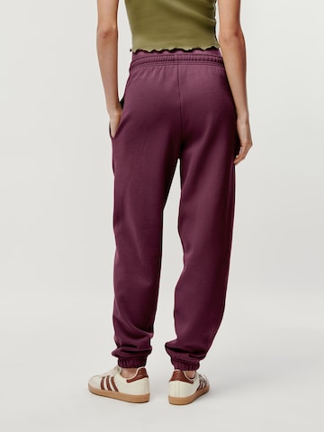 Tapered Pantaloni 'Ruby' de la LeGer by Lena Gercke pe mov