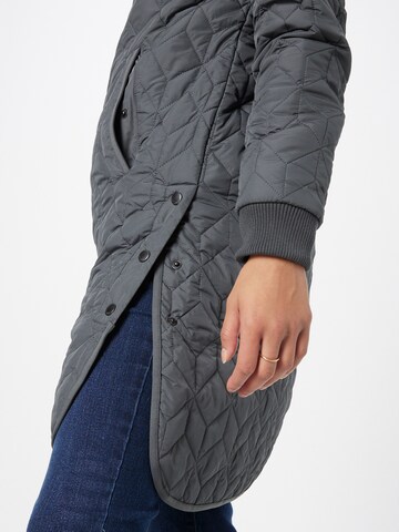 ILSE JACOBSEN Between-Seasons Coat in Grey