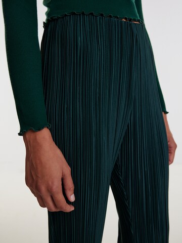 EDITED Regular Trousers 'Zelinda ' in Green
