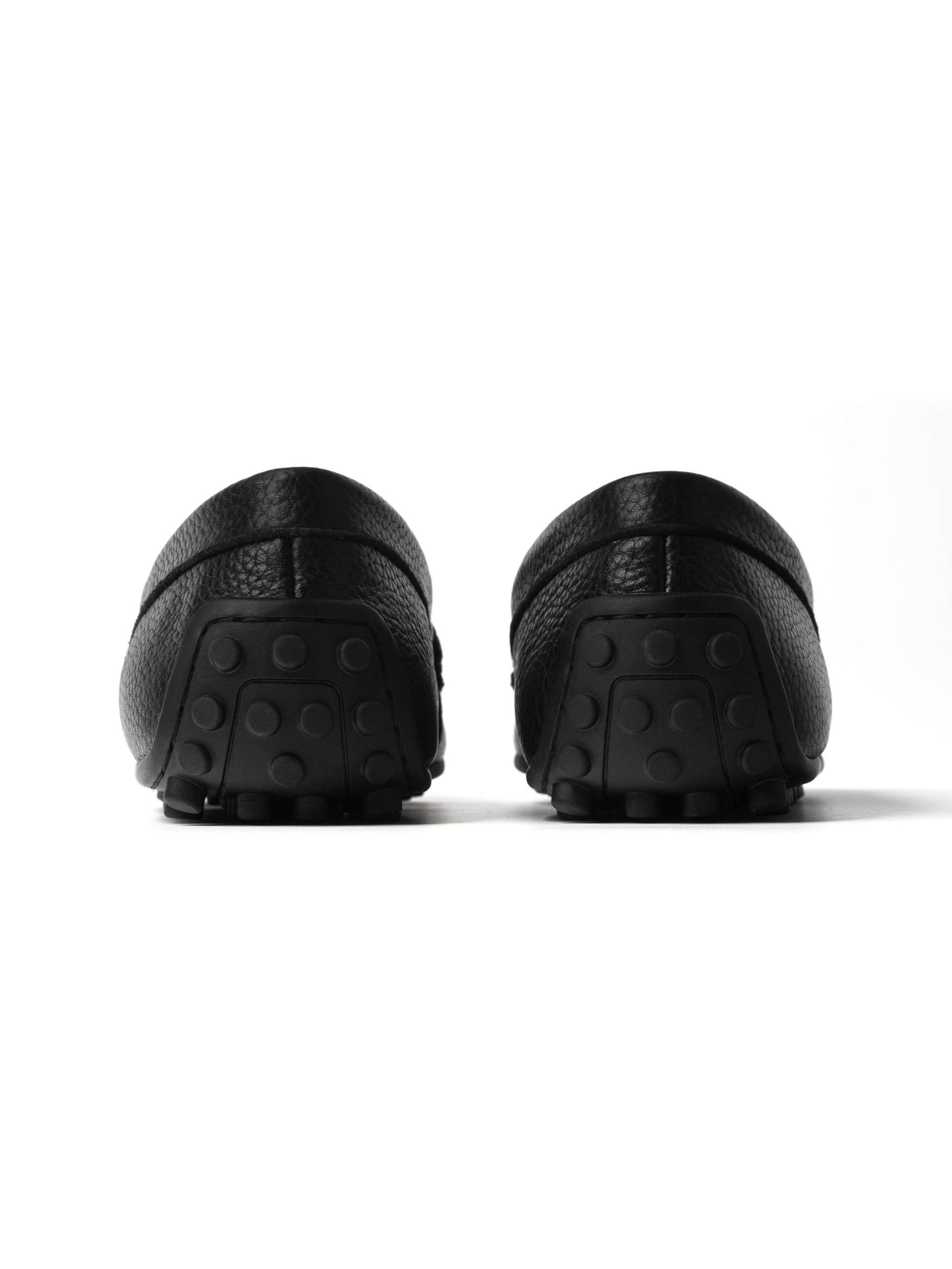 Mocassin 'AFTER THE RAIN FALLS' L37 HANDMADE SHOES en noir