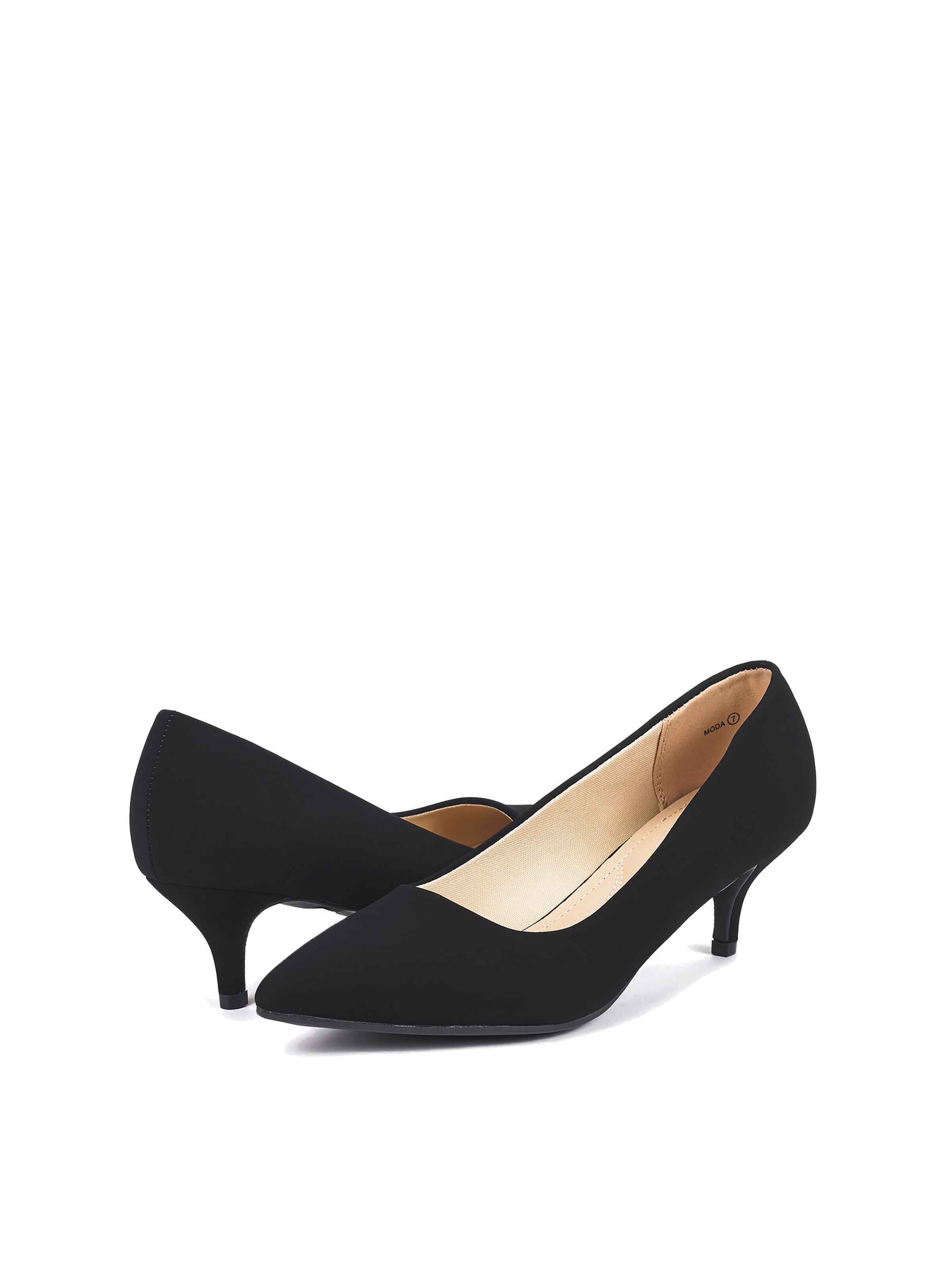 Dream Pairs Pumps in Black