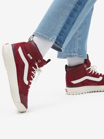 Baskets hautes 'UA UltraRange EXO Hi MTE-1' VANS en rouge