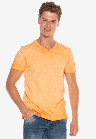 CIPO & BAXX Shirt in Oranje: voorkant