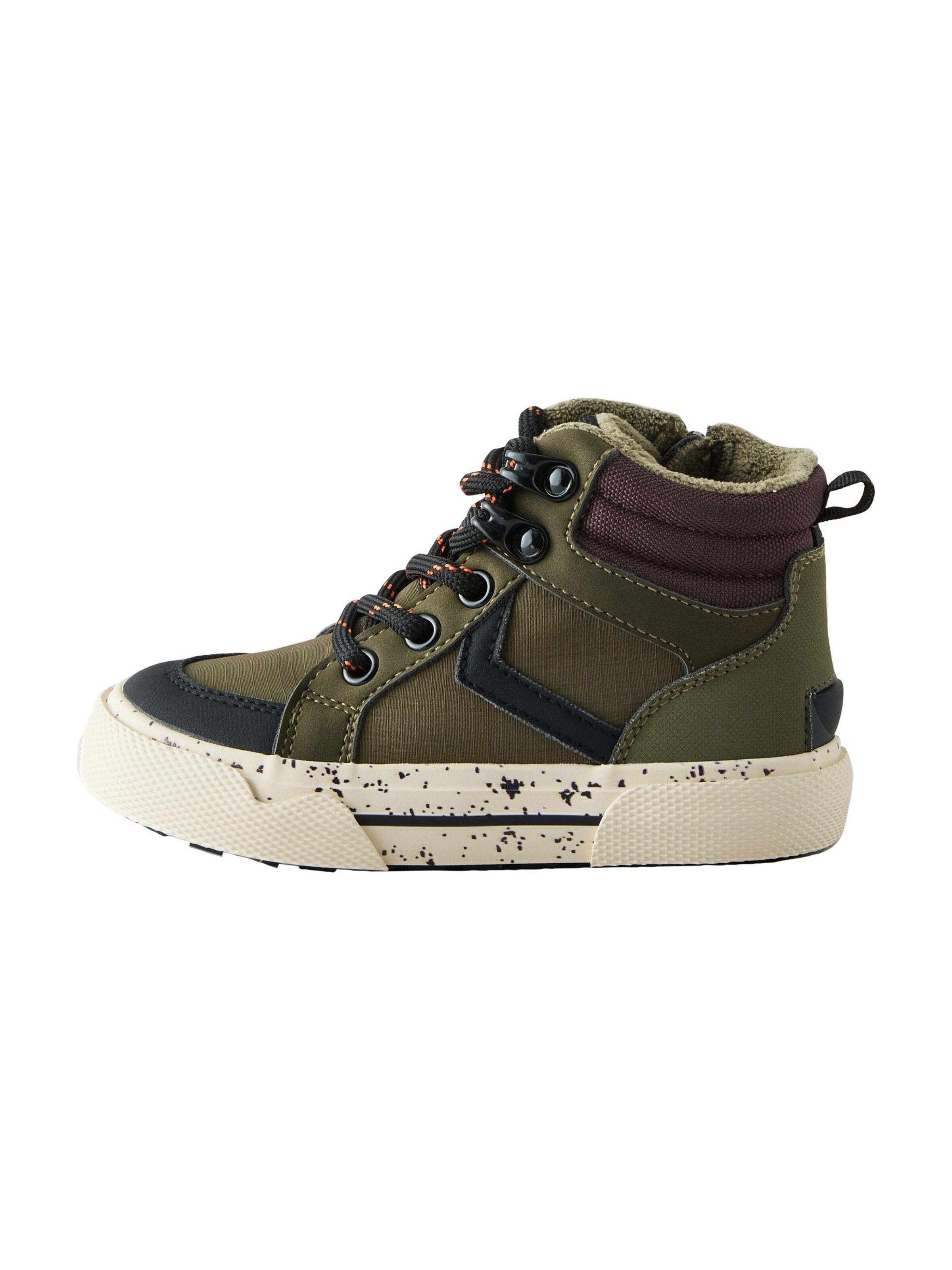 Next Boot in Green: front