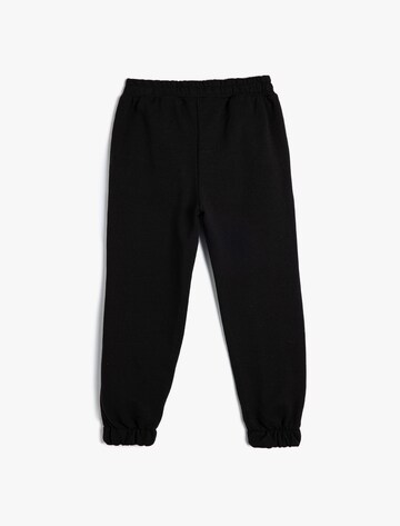 Koton Tapered Broek in Zwart