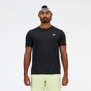 T-Shirt fonctionnel 'Athletics' new balance en noir : devant