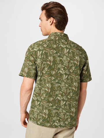 LEVI'S ® Comfort fit Button Up Shirt 'Classic Camper' in Green