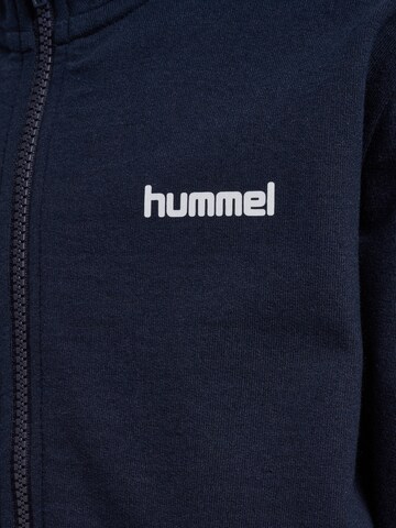 Hummel Sportief sweatshirt in Blauw